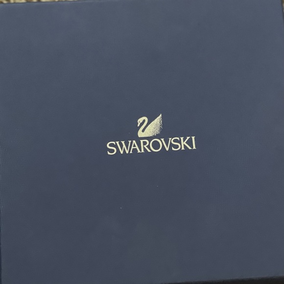 Swarovski crystal necklace - Picture 3 of 3